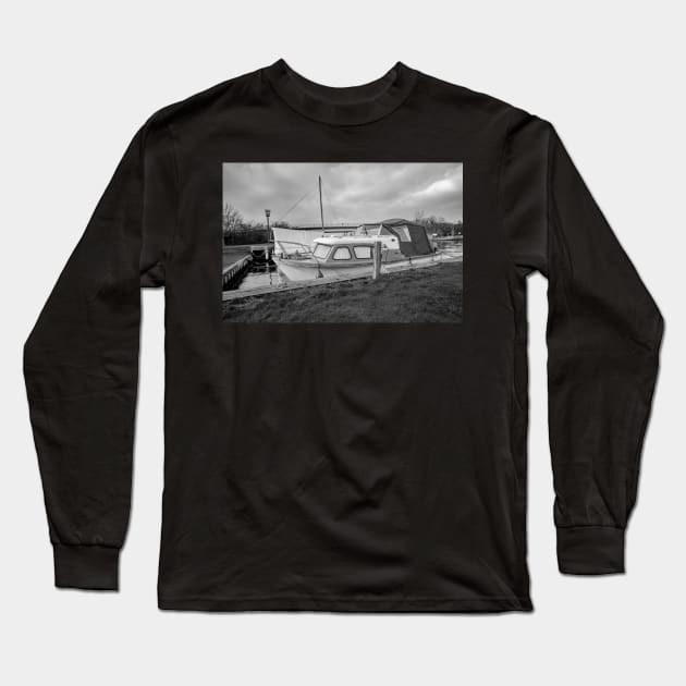 Motor boat moored on the River Yare on the Norfolk Broads Long Sleeve T-Shirt by yackers1